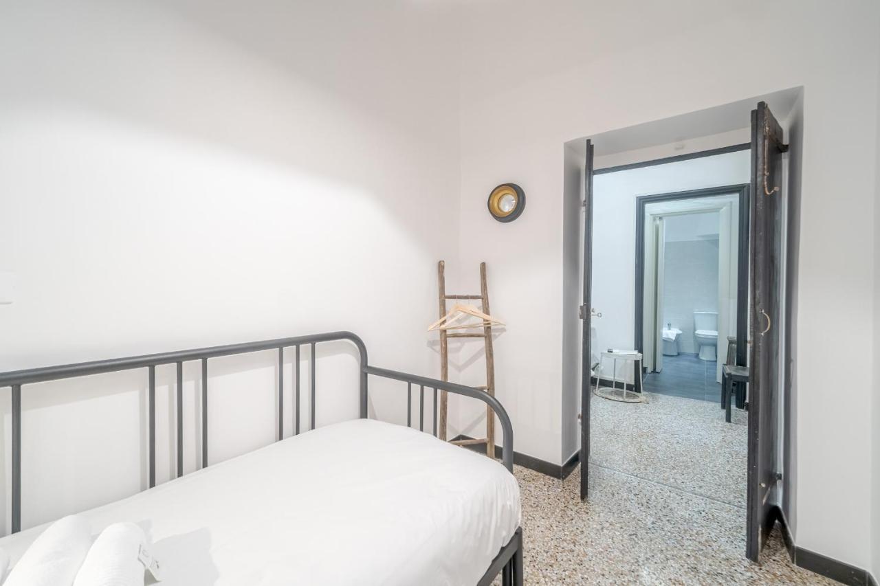 Central & Lovely Apartment In Genova - Netflix! Экстерьер фото